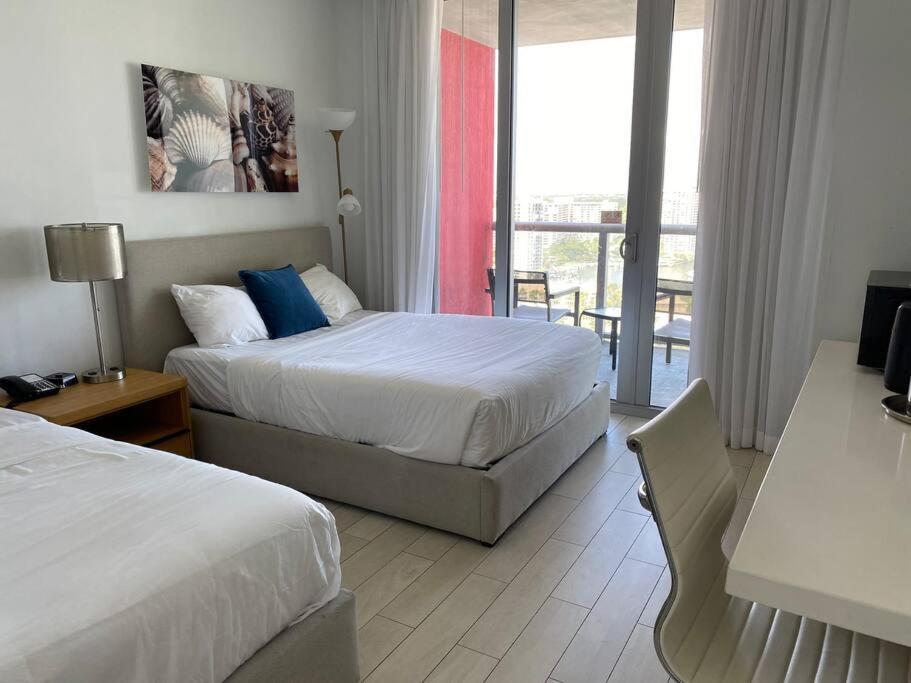 Amazing Studio Beach Walking Distance! 26B Hallandale Beach Exterior photo